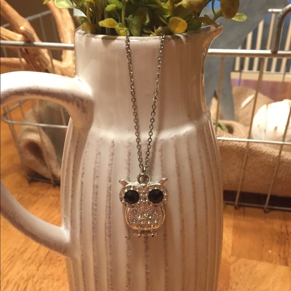 Jewelry - ⭐️free with $25 purchase ⭐️
